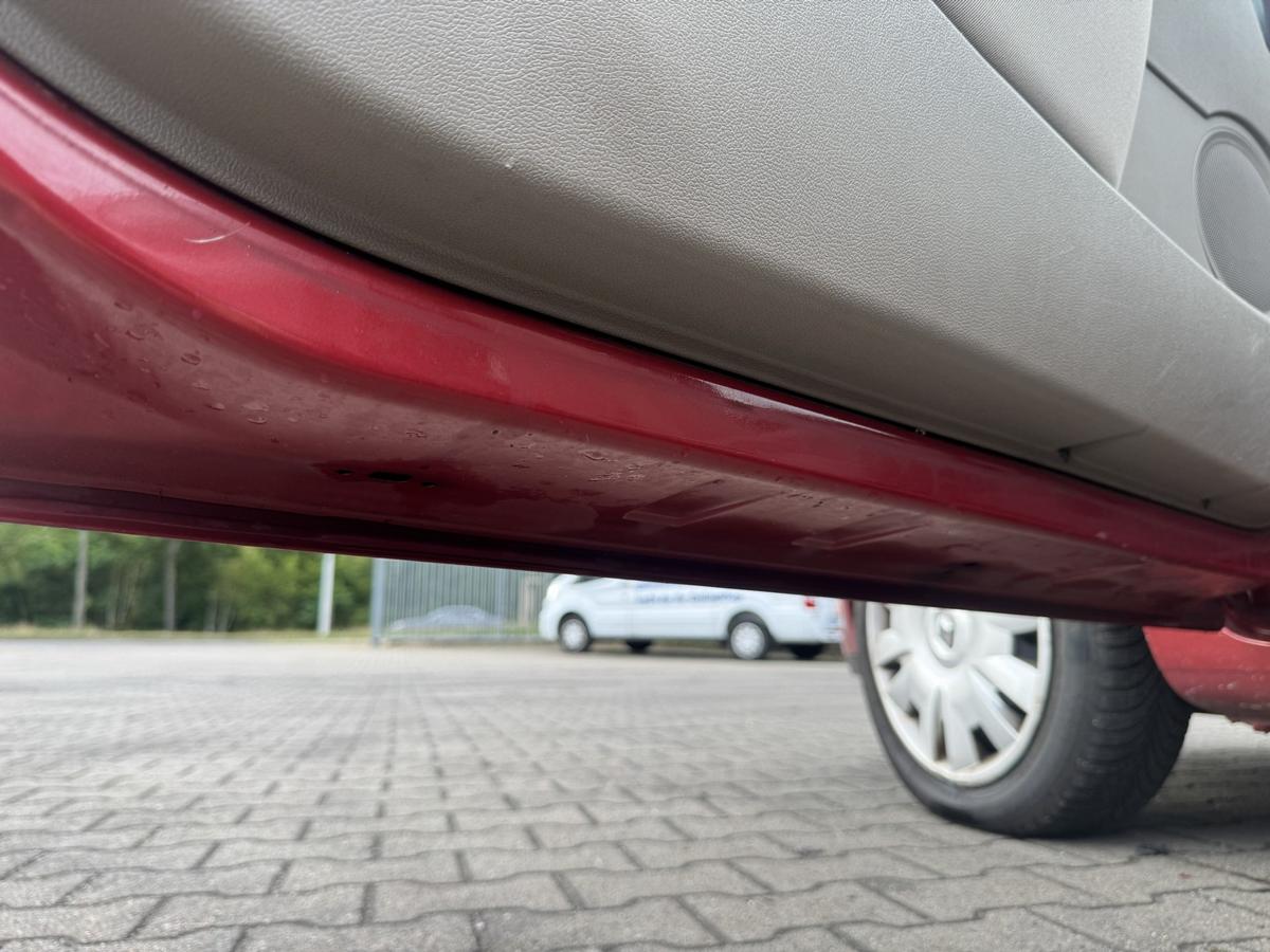 Renault Clio 3 original T&uuml;r vorn links TEB76 red of fire 3-T&uuml;rer Rohbau Bj.2005